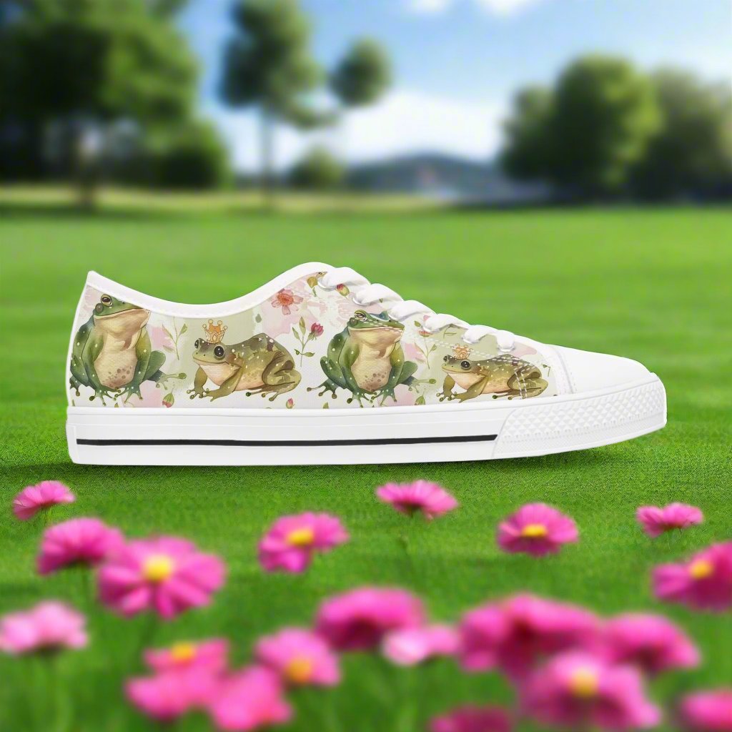 Princess Frog Women's Low Top Sneakers